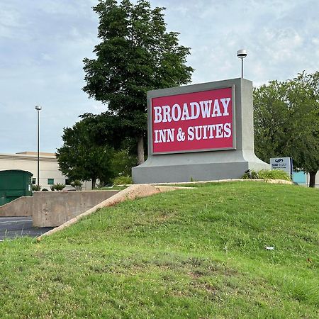 Broadway Inn & Suites โอคลาโฮมาซิตี้ ภายนอก รูปภาพ