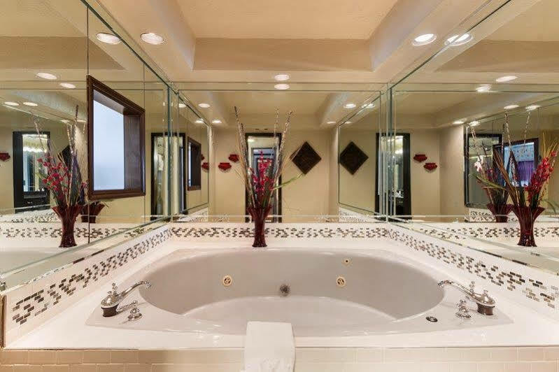 Broadway Inn & Suites โอคลาโฮมาซิตี้ ภายนอก รูปภาพ
