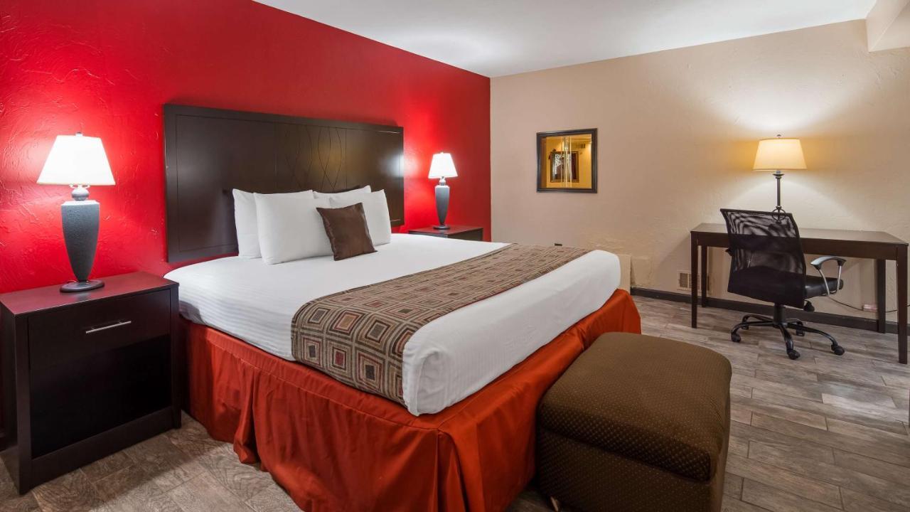 Broadway Inn & Suites โอคลาโฮมาซิตี้ ภายนอก รูปภาพ